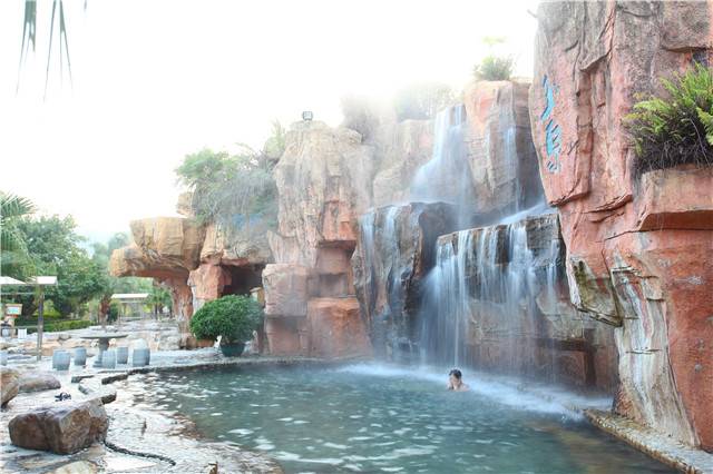 9元 龙门铁泉温泉套票(大小通用),更能嗨翻冷暖水上欢乐世界!(4.5-4.