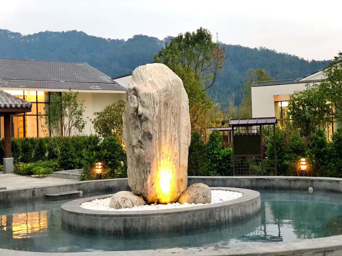 韶关仁化丹霞丰源温泉酒店两天一夜套餐徽派建筑住宿1晚农家自助早餐